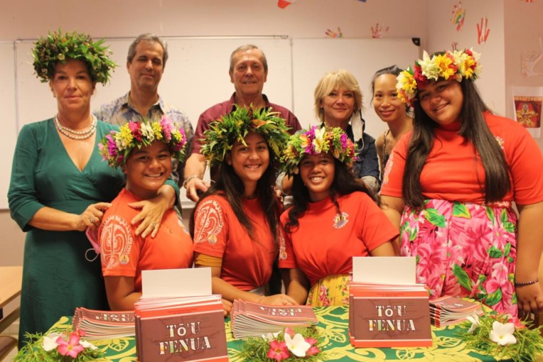 Tō’u Fenua : un recueil de textes d’auteurs en herbe Tō’u Fenua : un recueil de textes d’auteurs en herbe