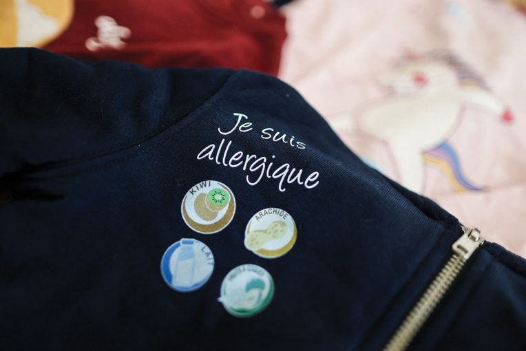 Une ligne de vêtements d'enfants pour dire : "je suis allergique" Une ligne de vêtements d'enfants pour dire : "je suis allergique"