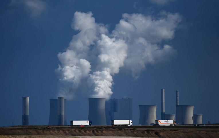 Charbon: 600 projets de centrales en Asie menacent les objectifs climatiques