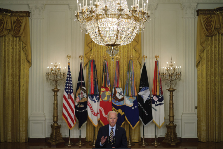 Le retrait américain d'Afghanistan achevé le 31 août, annonce Biden