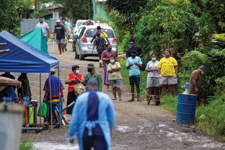 "Pas de piqûre, pas de boulot": la vaccination devient obligatoire aux Fidji "Pas de piqûre, pas de boulot": la vaccination devient obligatoire aux Fidji