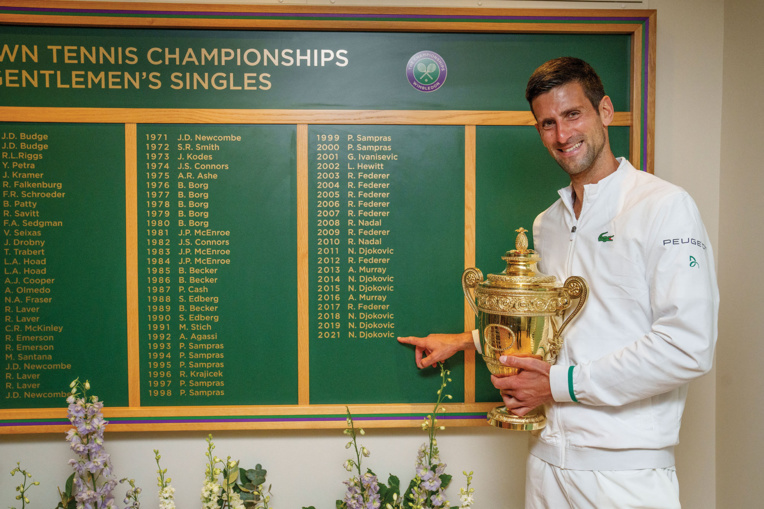 Wimbledon: Djokovic rejoint Federer et Nadal au sommet de la pyramide majeure Wimbledon: Djokovic rejoint Federer et Nadal au sommet de la pyramide majeure