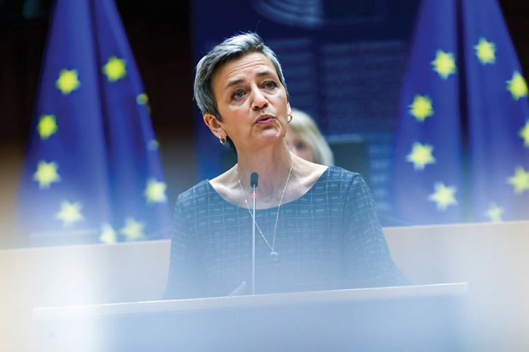 Climat: l'UE dévoile mercredi son plan de bataille pour décarboner son économie Climat: l'UE dévoile mercredi son plan de bataille pour décarboner son économie