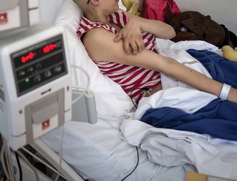 Covid-19: risque de décès accru chez les malades du cancer, selon une étude