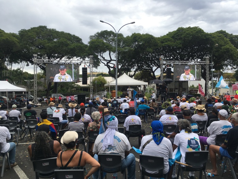 2 000 manifestants anti-nucléaire à Papeete, un "succès" pour Temaru