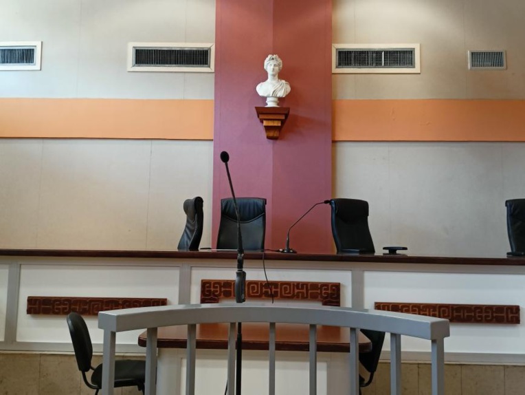 Du sursis pour le vol d’une moto sur la chaussée Du sursis pour le vol d’une moto sur la chaussée