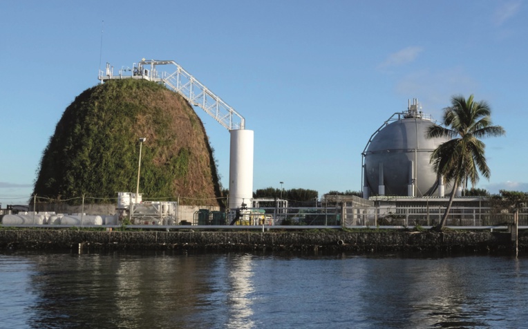 La future sphère de gaz géante inquiète La future sphère de gaz géante inquiète