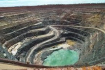 Le Canadien Barrick cède trois mines d'or australiennes pour 300 millions de USD