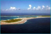 Le Président Gaston FLOSSE en visite à Napuka et Puka Puka