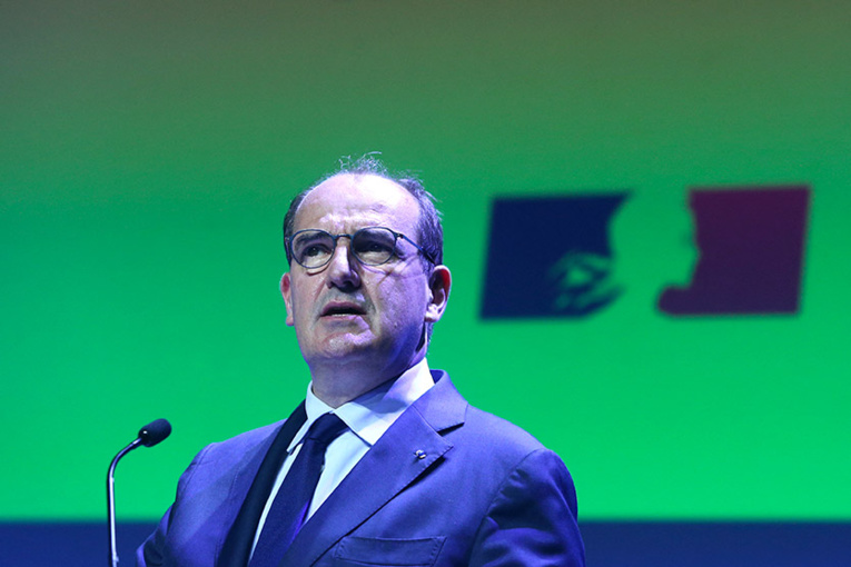 Covid-19: Castex juge "dramatique" la situation en outre-mer