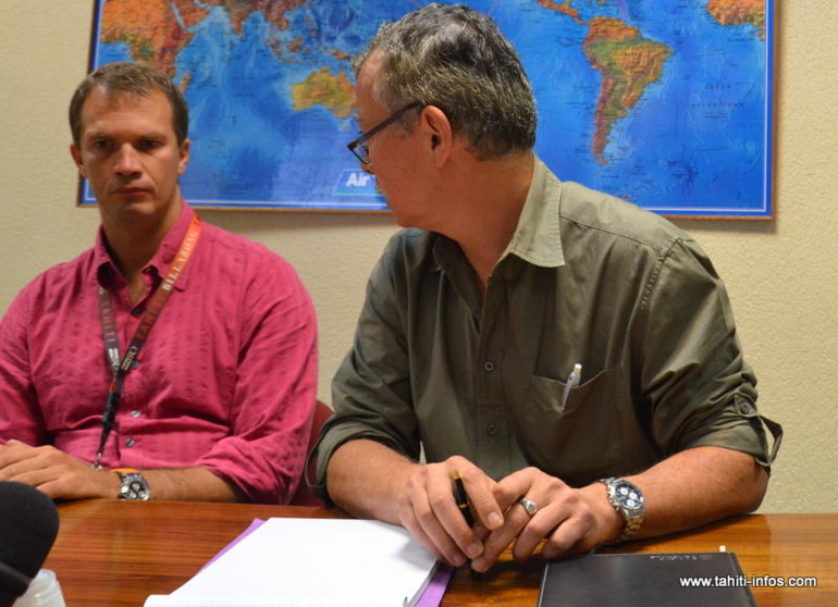 Mathieu Bechonnet, le 9 août 2012 en compagnie d'Etienne Howan, Pdg d'Air Tahiti Nui