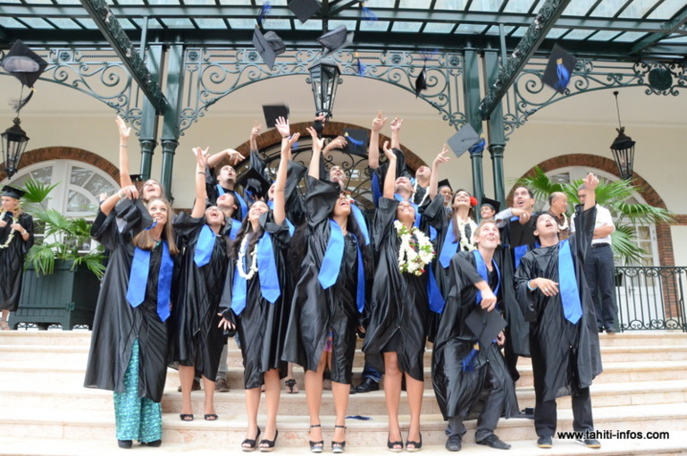 Honneurs aux premiers lauréats de l’Ecole de commerce de Tahiti