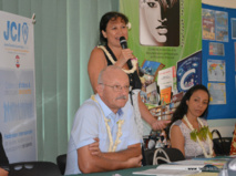 Michel Lextreyt, Maryel Taeaetua-Pérez et une conseillère du ministre de l'éducation.