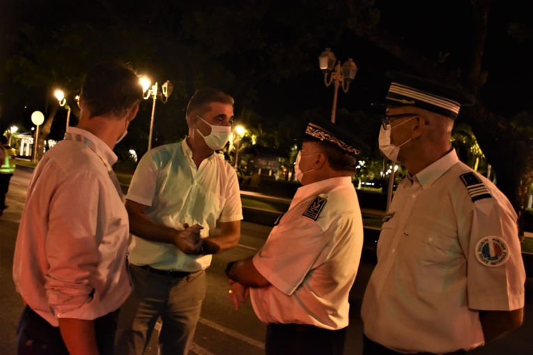 A Tahiti, la première nuit de couvre-feu a été respectée A Tahiti, la première nuit de couvre-feu a été respectée