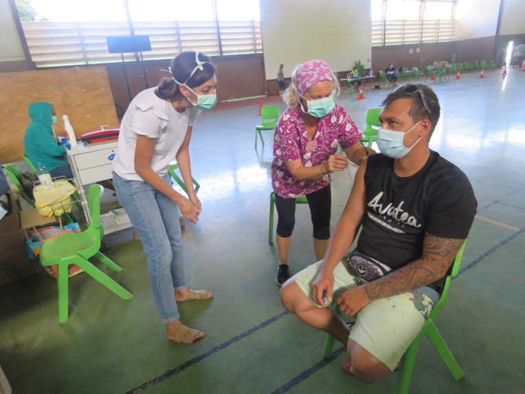 Des bénévoles auprès des soignants à Moorea Des bénévoles auprès des soignants à Moorea