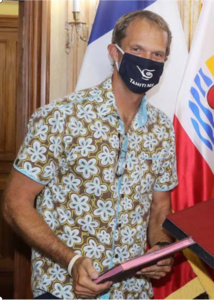 Le tourisme tient... à un fil Le tourisme tient... à un fil