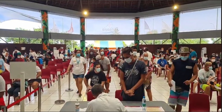 A Punaauia, le confinement ne freine pas la vaccination A Punaauia, le confinement ne freine pas la vaccination
