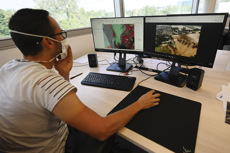 FREDERICK FLORIN / AFP FREDERICK FLORIN / AFP