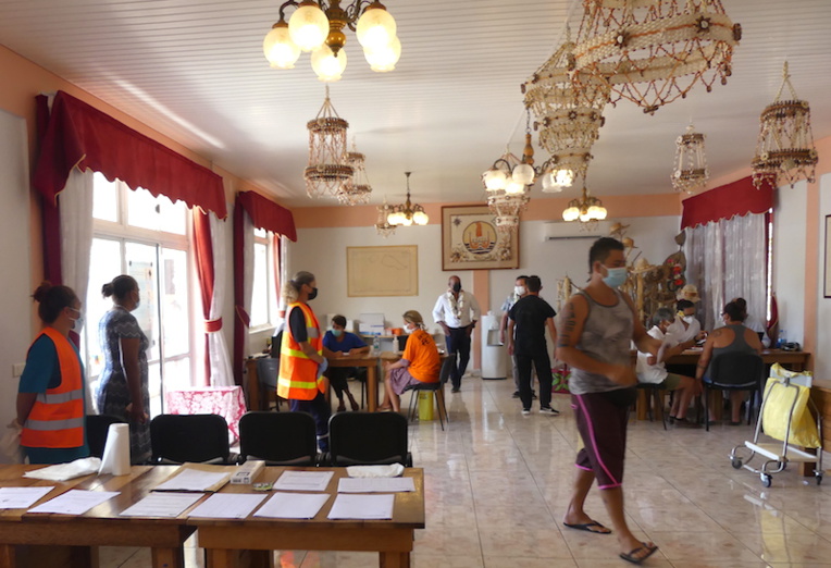 Le vaccinodrome installé dans la mairie de Avatoru. Le vaccinodrome installé dans la mairie de Avatoru.