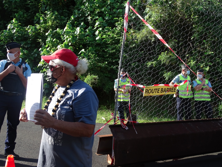 La montagne de Tahuareva dynamitée La montagne de Tahuareva dynamitée