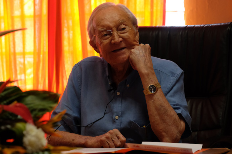 Cinq ans d'inéligibilité et un an ferme requis contre Gaston Flosse Cinq ans d'inéligibilité et un an ferme requis contre Gaston Flosse