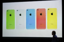 Files d'attente et guerre des prix à la sortie des nouveaux iPhone
