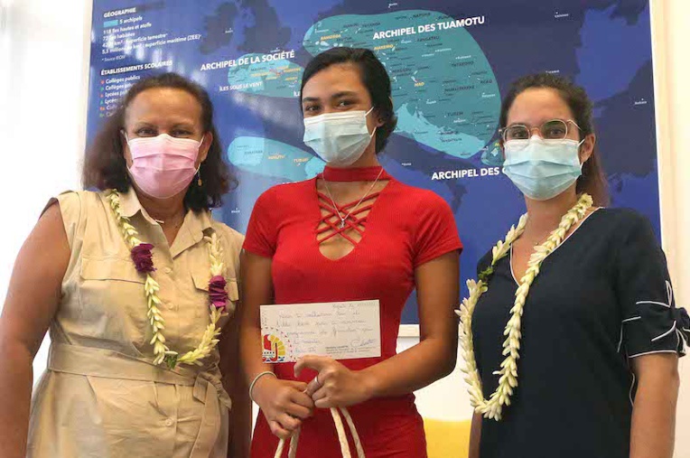 Une jeune Polynésienne au prestigieux Prytanée national militaire de La Fleche Une jeune Polynésienne au prestigieux Prytanée national militaire de La Fleche