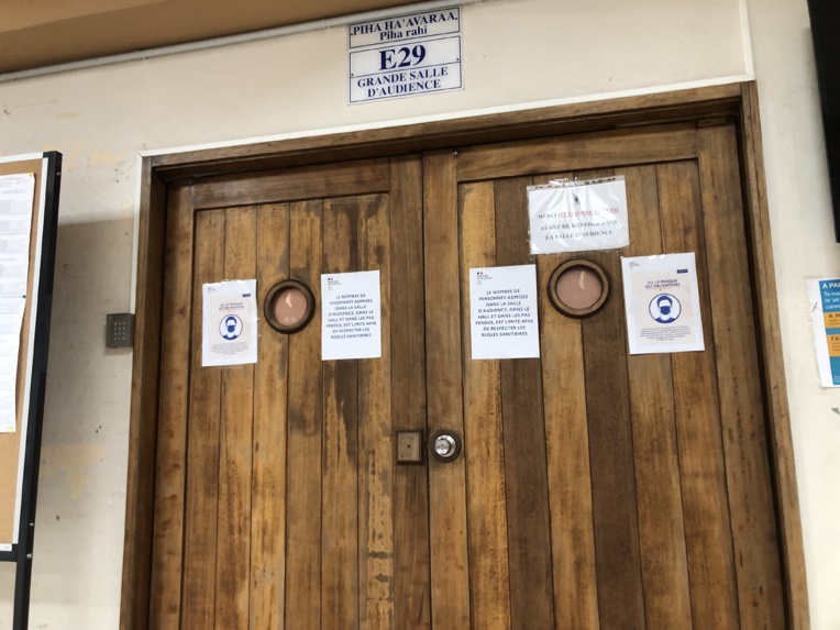 Trafic d'ice Tahiti-Hawaii : Neuf ans de prison requis contre le "boss" du réseau Trafic d'ice Tahiti-Hawaii : Neuf ans de prison requis contre le "boss" du réseau