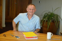 Hervé Dubost-Martin, le P-dg du groupe EDT tout sourire lors de la conférence de presse ce mardi après-midi.