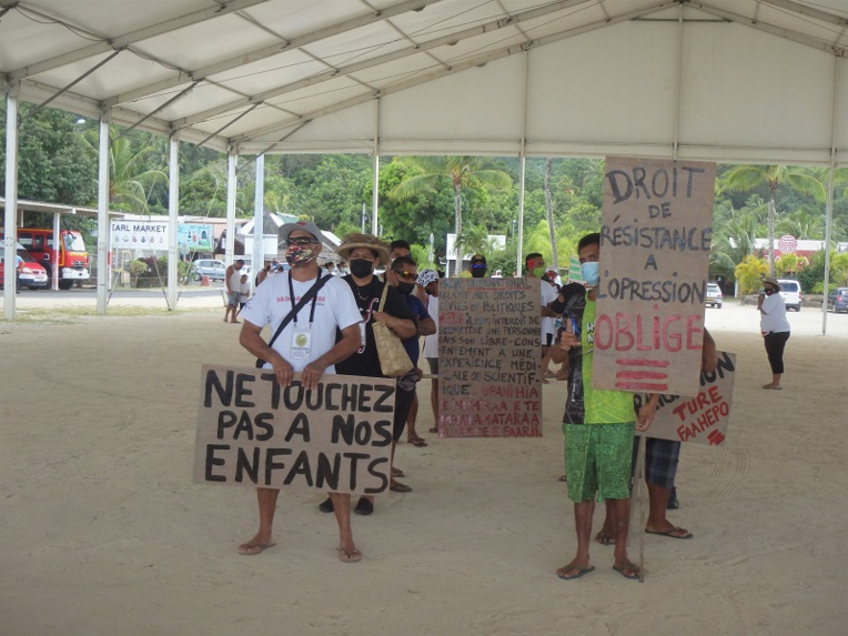Un nouveau collectif à Bora Bora conteste la loi sur l’obligation vaccinale
