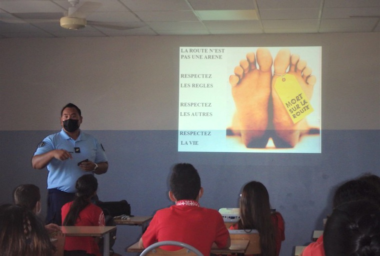 Les dangers de la route expliqués aux jeunes de Bora Bora Les dangers de la route expliqués aux jeunes de Bora Bora