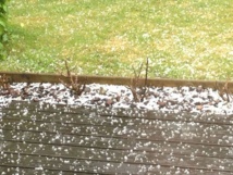 Papeete sous la grêle, un phénomène exceptionnel à Tahiti