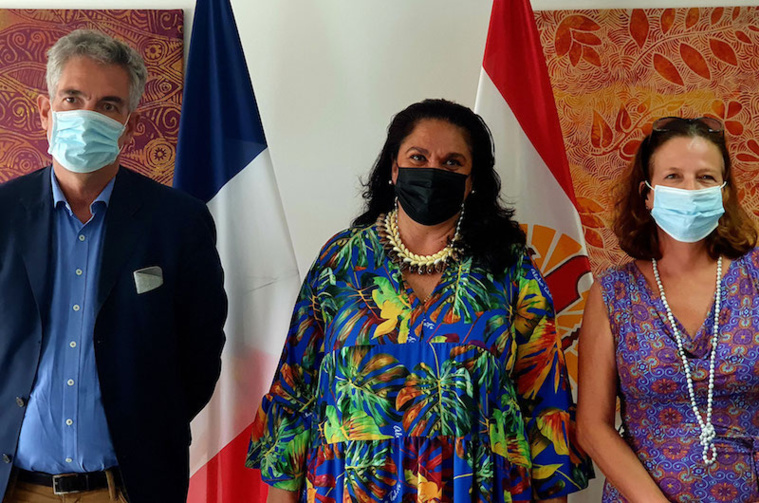 La Polynésie sur la route d'une course à la voile La Polynésie sur la route d'une course à la voile