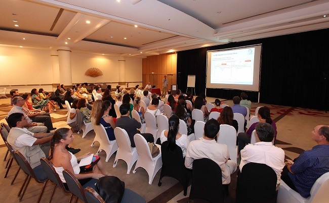 Lors de la conférence avec Air Tahiti Nui au Méridien.
