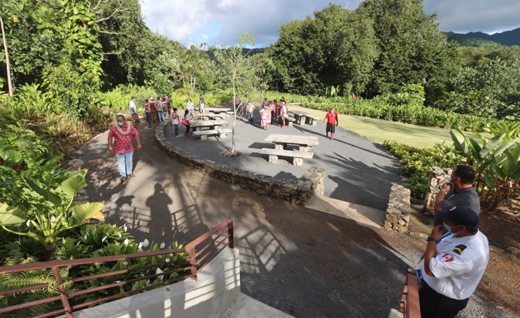 La halte touristique de Faaroa inaugurée La halte touristique de Faaroa inaugurée