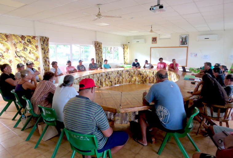 ​Les comités de pêcheurs de Moorea étaient réunis avec les membres de la Cascem mercredi soir afin de partager leurs points de vue et leurs inquiétudes face aux projets immobiliers de l'île.