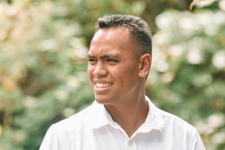 (FB Raihei Hikurai John) (FB Raihei Hikurai John)