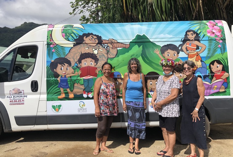Le bibliobus de Moorea vient d'être rénové grâce à un appel de fonds lancé par la fondation Anāvai. Le bibliobus de Moorea vient d'être rénové grâce à un appel de fonds lancé par la fondation Anāvai.