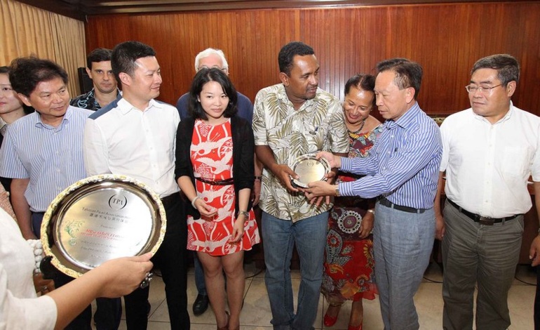 Des sociétés de bijouterie chinoises en visite en Polynésie