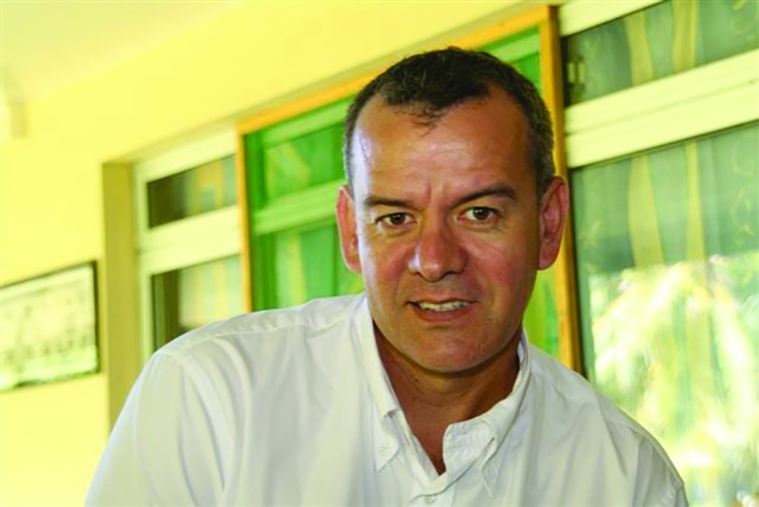 Le père Landry Boyer nouveau vicaire général du Diocèse de Papeete Le père Landry Boyer nouveau vicaire général du Diocèse de Papeete