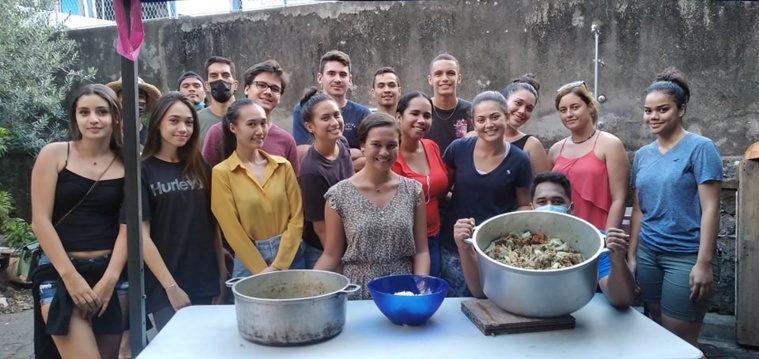 Les étudiants de l'ECT unis pour les sans-abri Les étudiants de l'ECT unis pour les sans-abri