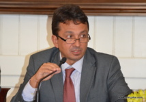 Nuihau Laurey, ministre des Finances en charge du Budget.