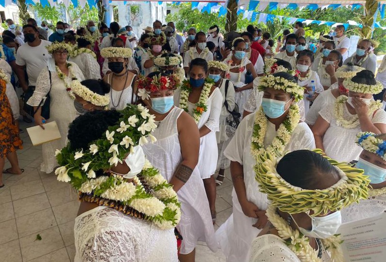 Les fidèles sont venus en nombre dimanche, à la consécration de l'église. Les fidèles sont venus en nombre dimanche, à la consécration de l'église.