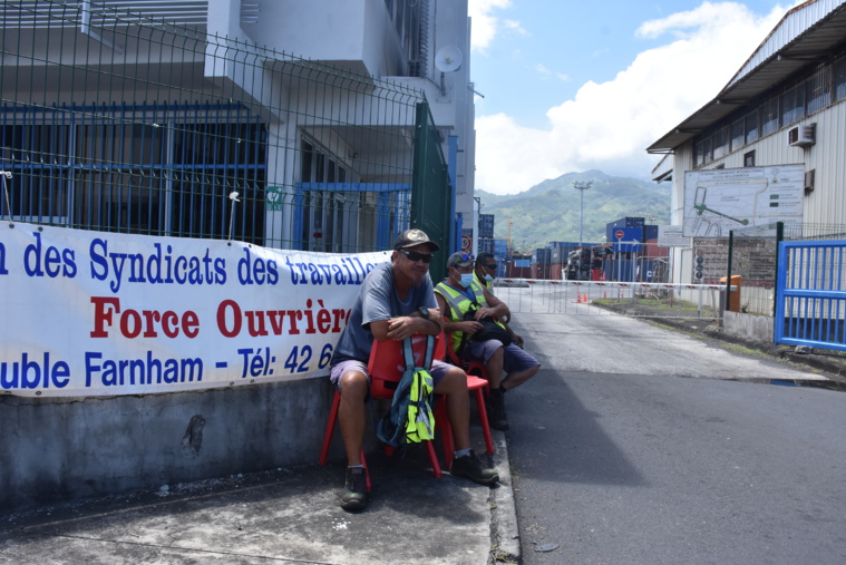 Le protocole de fin de grève générale signé Le protocole de fin de grève générale signé