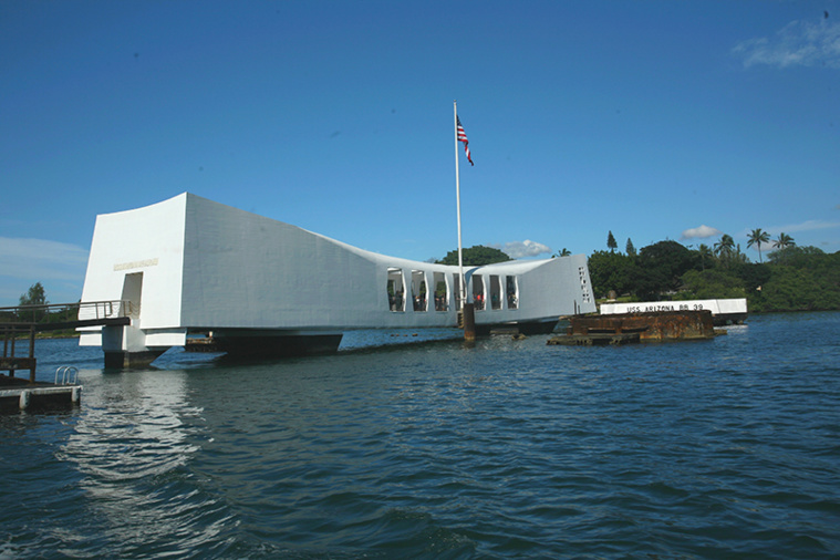 Une vue aérienne partielle de l’actuel port de Pearl Harbour que les Japonais bombardèrent par surprise il y aura 80 ans le 7 décembre prochain. Une vue aérienne partielle de l’actuel port de Pearl Harbour que les Japonais bombardèrent par surprise il y aura 80 ans le 7 décembre prochain.