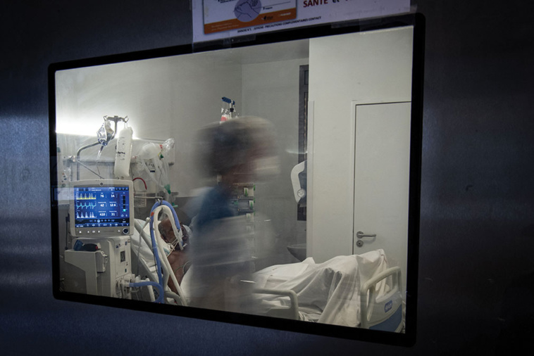 Pas encore de décès lié à Omicron signalé, selon l'OMS