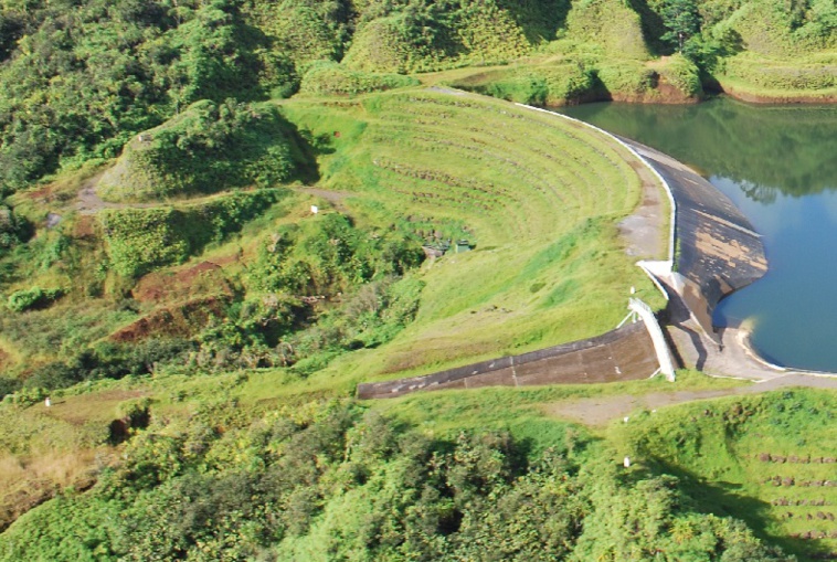 Centrale hydraulique EDT de Hitiaa Centrale hydraulique EDT de Hitiaa