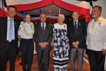 Cocktail ministériel à la résidence: Victorin Lurel remet 5 médailles d'honneurs Cocktail ministériel à la résidence: Victorin Lurel remet 5 médailles d'honneurs