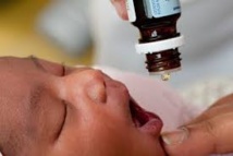 Vitamine D : précautions pour éviter les "fausses routes" chez les bébés