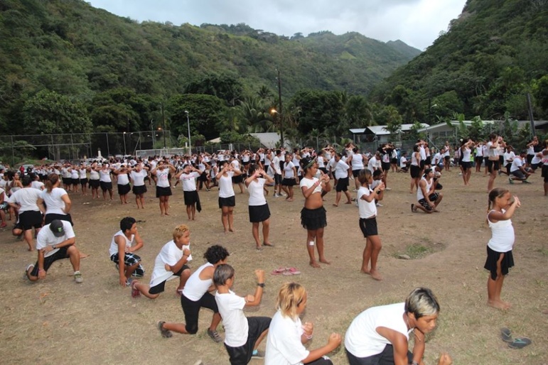 Mini-Parade de Noël: les quartiers de Papeete se mobilisent Mini-Parade de Noël: les quartiers de Papeete se mobilisent